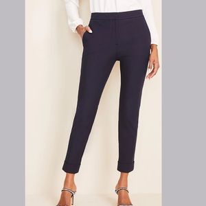 Ann Taylor High Waist Ankle Pant in Navy (Curvy Fit)- size 6